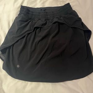 Hotty hot long skirt in black